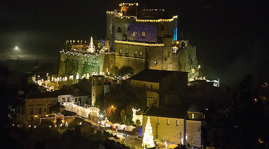 Mercados de Natal no Castelo de Limatola