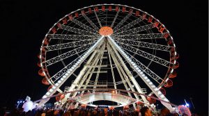 Luci d'artista a Salerno 2018/2019: la ruota panoramica ritorna in città