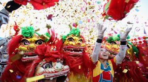 Chinesisches Neujahr 2020 in Neapel auf der Piazza Plebiscito und der Piazza del Gesù, zwischen Traditionen und Shows