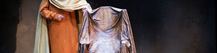 Lo spettacolo Enrico IV di LUigi Pirandello in scena al Teatro Mercadante di Napoli