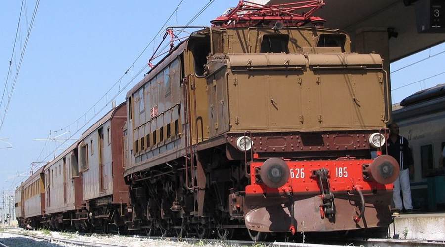 Reggia Express, historical train