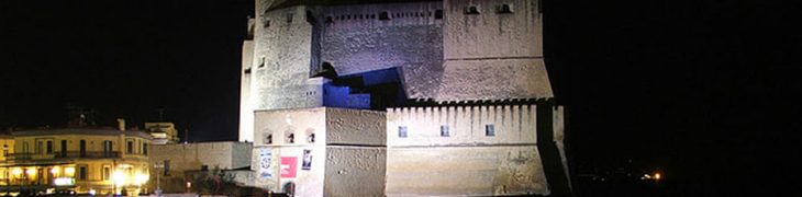 Castel dell'Ovo le soir