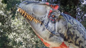 2019 Dinosaurier in Fleisch und Knochen im Astroni-Reservat in Neapel