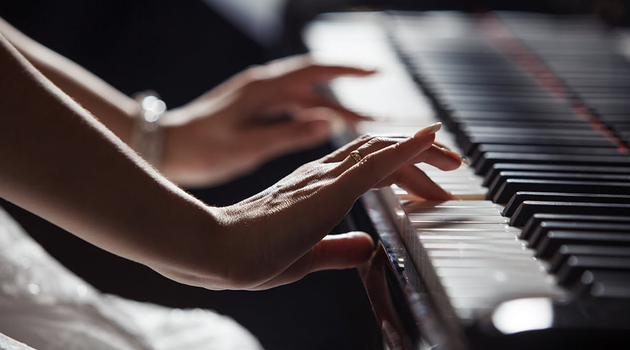 Concierto gratuito de pianos 21 en Piazza Plebiscito para el Piano City Napoli 2019