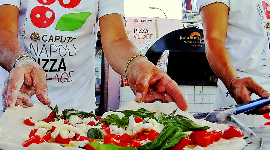 Napoli Pizza Village 2019 sur le Lungomare: l'immense pizzeria en plein air est de retour