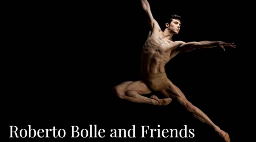 Roberto Bolle und seine Freunde am San Carlo Theater in Neapel