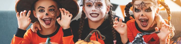 Halloween, les enfants en costume
