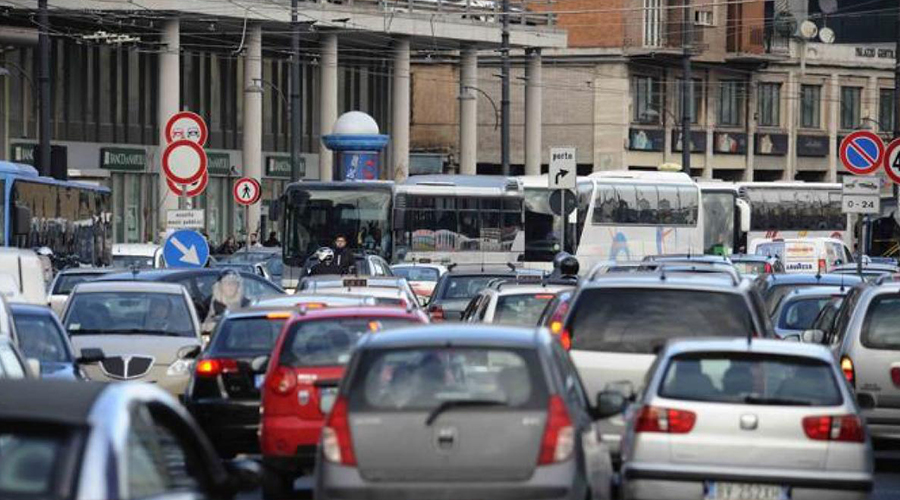 Traffic in Naples