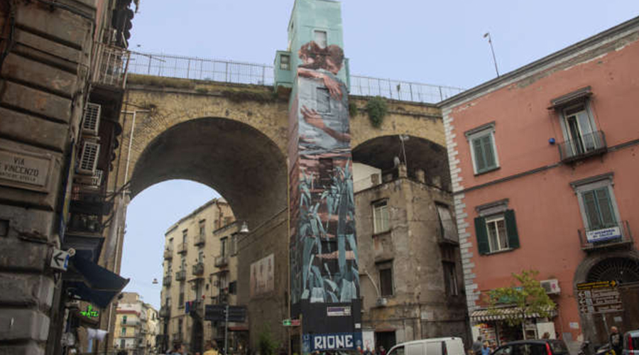 Ascenseur de santé à Naples