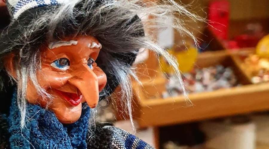 Festa della Befana 2020 a Casalnuovo: la Befana incontra i bimbi al Villaggio di Natale