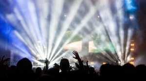 رأس السنة 2020 في Edenlandia في نابولي: حفلتان موسيقيتان ومجموعة DJ وحفلة حتى الفجر