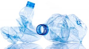 Spiagge plastic free in Campania: ecco la nuova legge della Regione