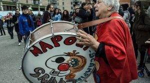 Carnevale di Scampia 2020: al GRIDAS di Napoli si lavora per la grande parata