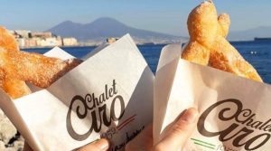 El Chalet Ciro en la estación central de Nápoles: café y productos básicos en el andén 23