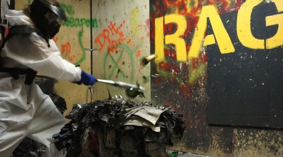 Rage Room a Napoli: a Fuorigrotta la Stanza dove sfogare la rabbia