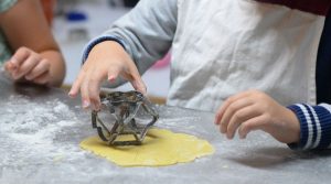 Coronavirus a Napoli, ricette facili e veloci da fare in casa con i bambini