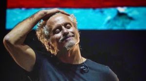 Niccolò Fabi im Konzert in der Flegrea Arena in Neapel zum Noisy Naples Fest 2021