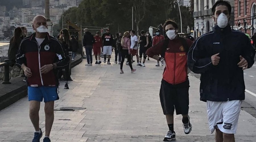 Jogging sul Lungomare di Napoli