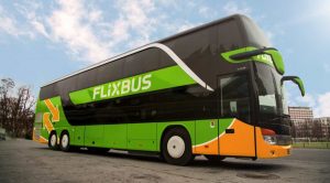 إعادة تشغيل FlixBus في كامبانيا: عودة خدمة السفر منخفضة التكلفة
