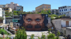 Die Sibilla Cumana von Jorit: das neue Wandbild in Bacoli