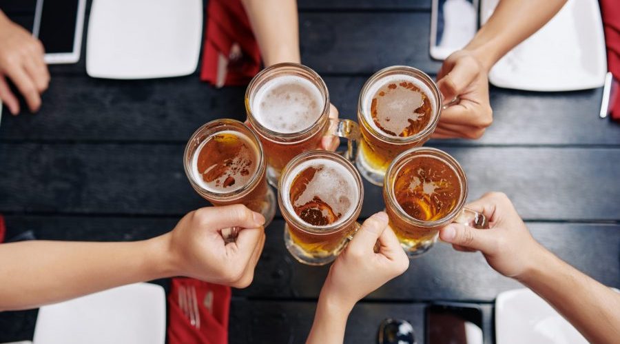 Brindisi con birra