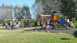 أحداث للأطفال في حدائق نابولي مع مدينة للعب