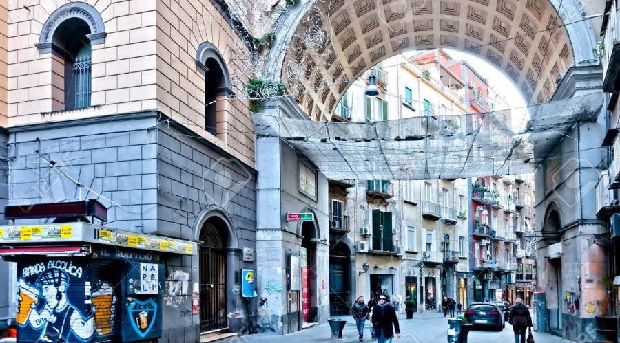 Pont Chiaia à Naples