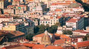 Historisches Zentrum von Neapel, wichtige griechische und römische archäologische Gebiete saniert