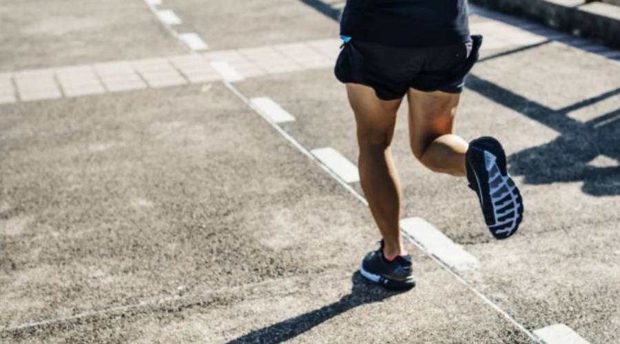 Jogging in Campania: tornano le limitazioni orarie per il Covid-19