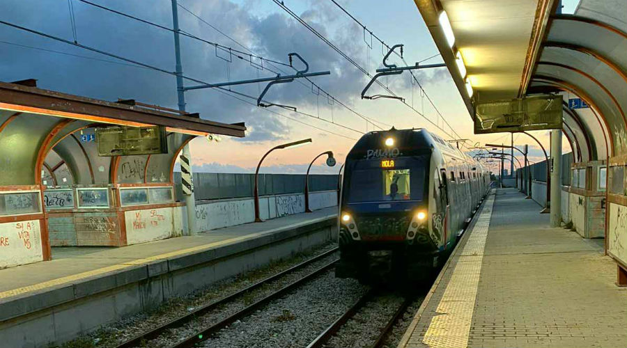 Circumvesuviana Poggiomarino-Sarno interrotta per guasto: attivo bus sostitutivo