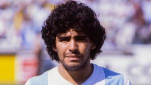 U-Bahnlinie 6 Neapel: Die Haltestelle Mostra-Maradona wird geboren