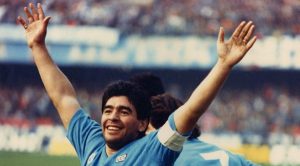 Hommage an Maradona in Neapel: ein einziger großer Applaus von allen Balkonen