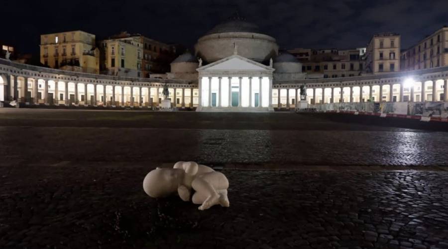 Iago sculpture in Naples