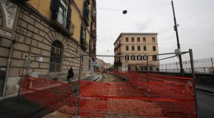 Corso Vittorio Emanuale a Napoli: riaperto senza il senso unico alternato