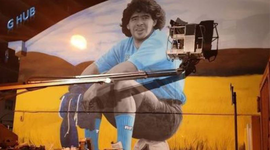 Peinture murale de Maradona par Leticia Mandragora