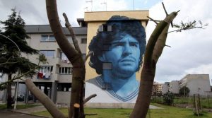 Wandgemälde für Maradona in Frattamaggiore: das Diego gewidmete Werk
