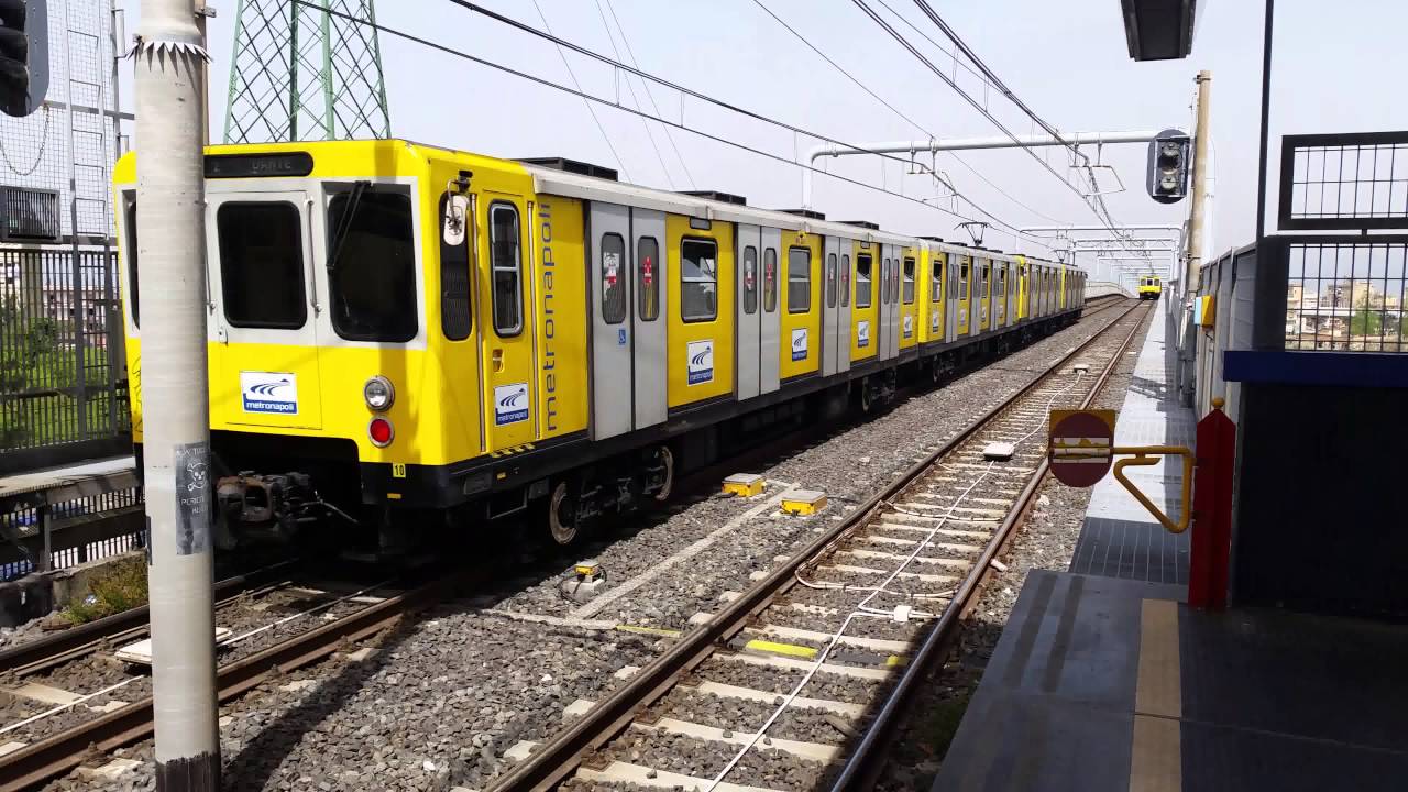 Ligne de métro 1 Naples