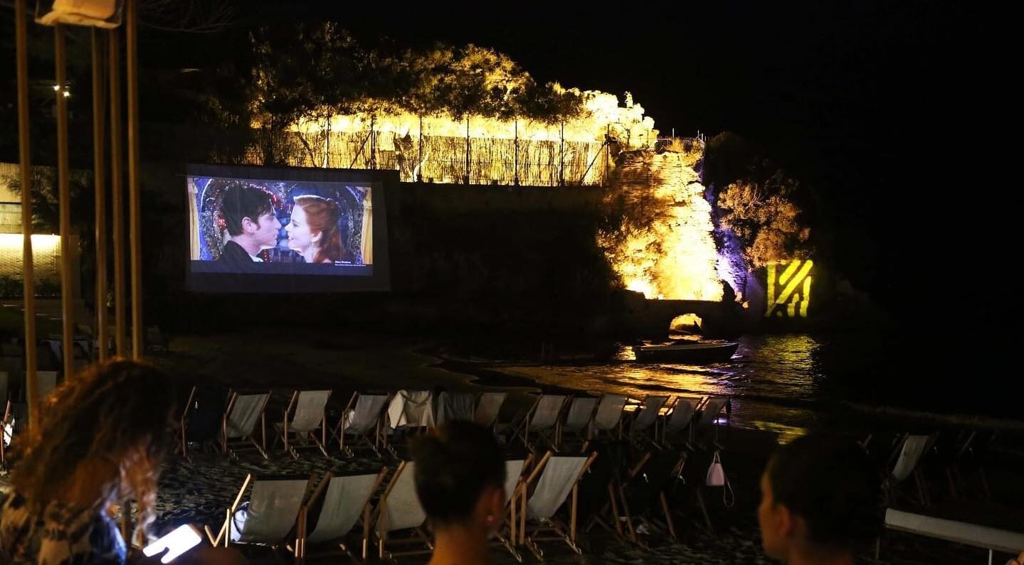 cinema in spiaggia al Nabilah