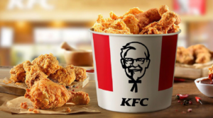 KFC en Nápoles, abre el rey del pollo frito americano