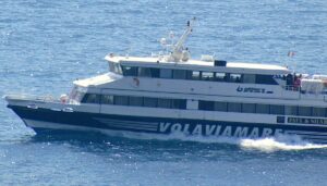 Tra Napoli e Positano attivo un nuovo collegamento via mare con l’aliscafo