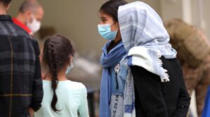 A Napoli accolti i profughi Afghani: saranno tutti vaccinati