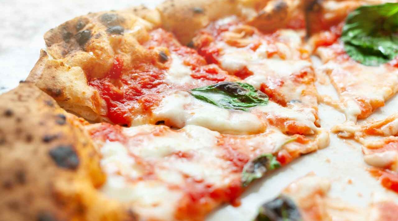 Pizza margherita