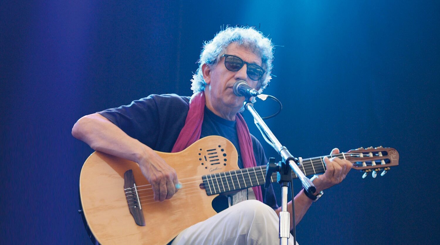 Eugenio Bennato en concierto