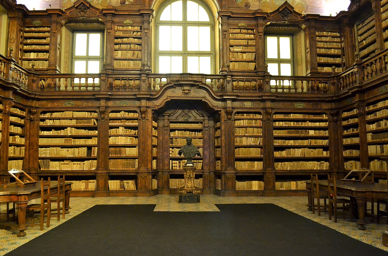 Biblioteca de los Girolamini, interior