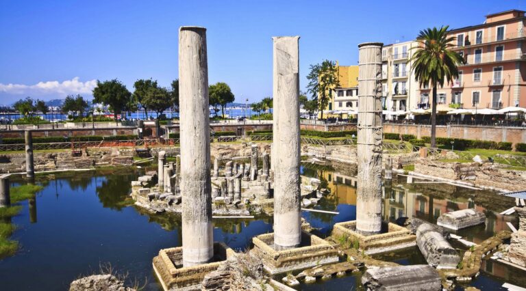 Campi Flegrei, emissioni di anidride carbonica. Cosa significa e cosa