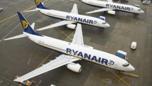 Ataque aéreo el 8 de junio en Nápoles: vuelos de RyanAir, EasyJet y Volotea en riesgo