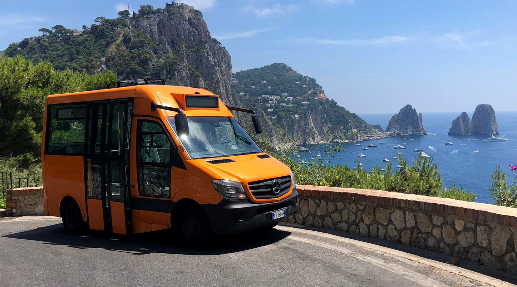 Capri-Bus
