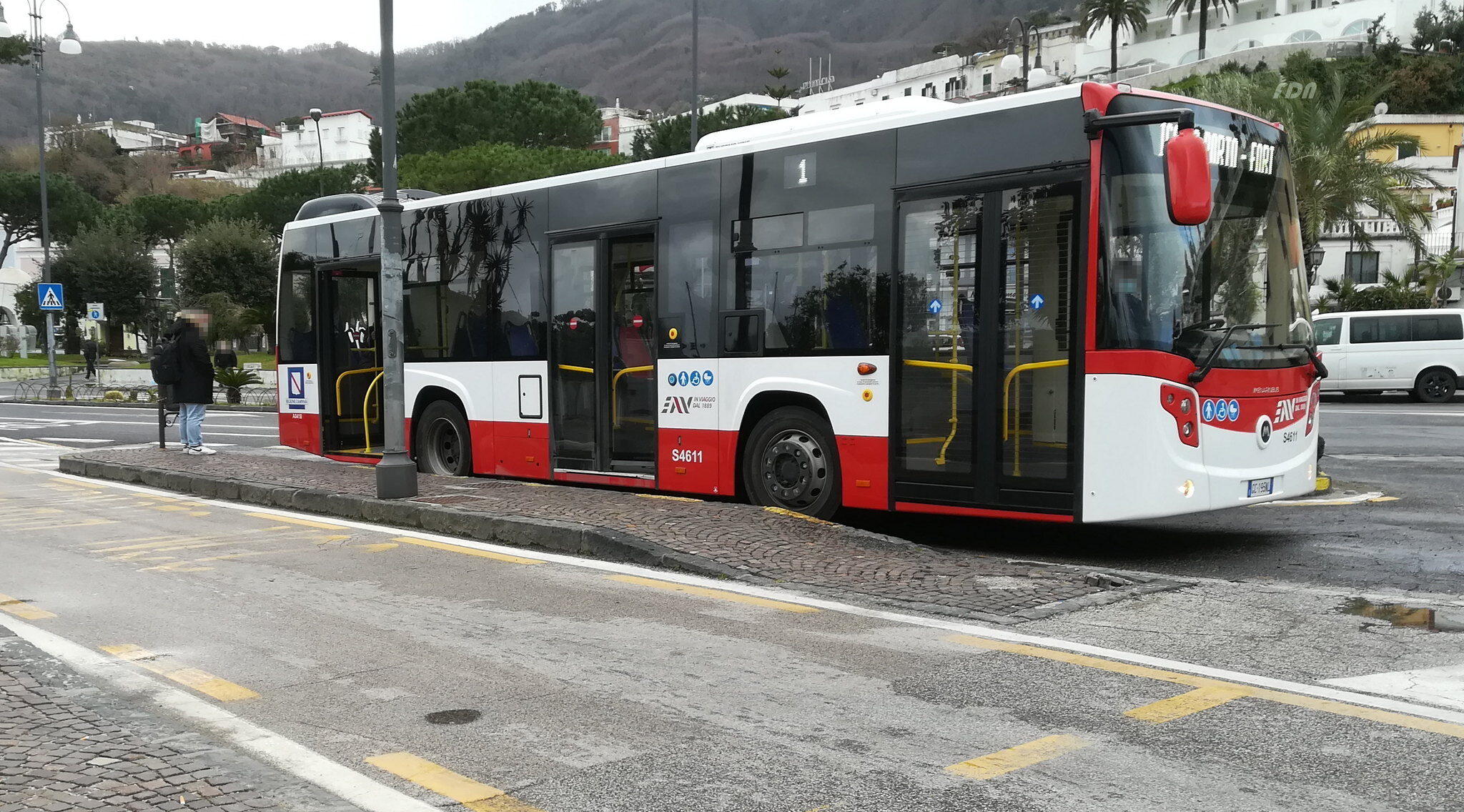 Autobus ad Ischia