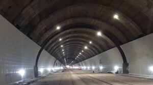 Riapre la Galleria Vittoria a Napoli e torna la pedonalizzazione in via Partenope