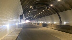 Galleria Vittoria a Napoli, lavori terminati: riapertura ferma per un furto di rame